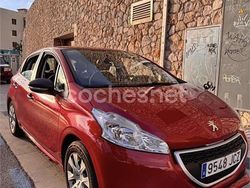 Rojo Usado 2015 Peugeot 208 Access Utilitario | 5000 € (Buen precio)