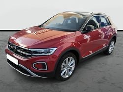 Rojo intenso / techo negro Usado 2025 VW T-Roc Design SUV | 23.990 € (Precio justo)