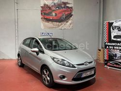 Gris / plata Usado 2009 Ford Fiesta Trend Utilitario | 5290 € (Precio justo)