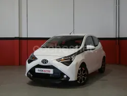 Blanco Usado 2021 Toyota Aygo X-play Utilitario | 11.050 € (Precio justo)