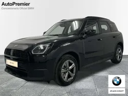 Negro Usado 2024 Mini One D Countryman Essential SUV | 35.300 € (Buen precio)