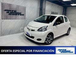 Blanco Usado 2010 Toyota Aygo Utilitario | 5990 € (Precio justo)