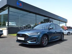 Azul Usado 2023 Ford Focus ST-Line Berlina | 18.900 € (Precio justo)