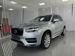 Gris / plata Usado 2019 Volvo XC90 Momentum SUV | 37.990 € (Buen precio)