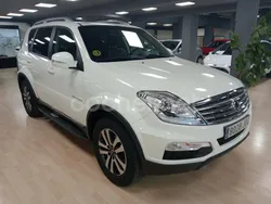 Blanco Usado 2015 Ssangyong Rexton Limited SUV | 14.900 €