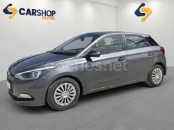 Gris / plata Usado 2015 Hyundai i20 GO! Berlina | 11.999 € (Un poco caro)