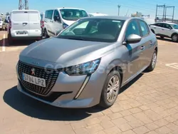 Beige Usado 2021 Peugeot 208 Active Utilitario | 12.500 € (Precio justo)