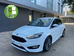 Blanco Usado 2017 Ford Focus ST-Line Utilitario | 11.350 € (Precio justo)