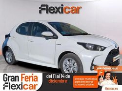 Blanco Usado 2021 Toyota Yaris Hybrid Business Edition Berlina | 17.990 € (Precio justo)