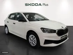 Blanco Usado 2025 Skoda Fabia Essence Berlina | 18.490 € (Precio justo)