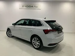 Blanco Nuevo 2025 Skoda Scala Selection Utilitario | 25.500 € (Caro)