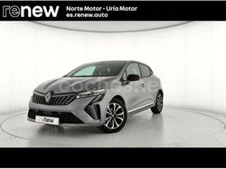 Gris / plata Usado 2025 Renault Clio V Techno Berlina | 19.500 € (Un poco caro)