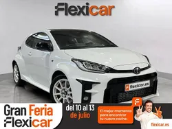 Blanco Usado 2022 Toyota Yaris Utilitario | 36.290 € (Precio justo)