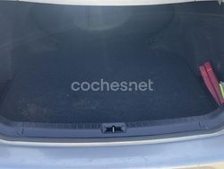 Gris / plata Usado 2003 Toyota Avensis Executive Berlina | 3700 € (Buen precio)