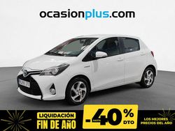 Blanco Usado 2015 Toyota Yaris Hybrid Advance Utilitario | 12.990 € (Un poco caro)