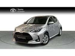 Gris / plata Usado 2024 Toyota Yaris Berlina | 18.900 € (Precio justo)