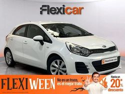 Blanco Usado 2017 Kia Rio Berlina | 11.490 € (Precio justo)
