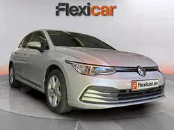 Gris Usado 2020 VW Golf VIII Life Berlina | 20.290 € (Precio justo)
