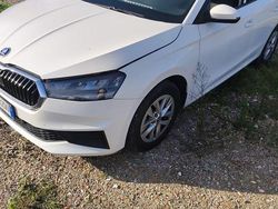 Blanco Usado 2023 Skoda Fabia Ambition Utilitario | 12.850 € (Precio justo)