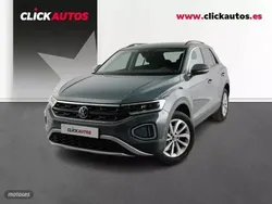 Azul Usado 2024 VW T-Roc Life SUV | 23.650 € (Precio justo)