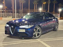 Azul Usado 2018 Alfa Romeo Giulia Super Berlina | 18.000 € (Precio justo)