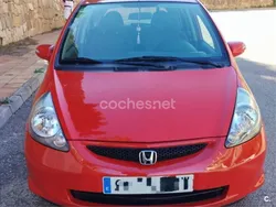Gris / plata Usado 2005 Honda Jazz LS Utilitario | 4700 €