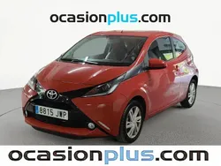 Rojo Usado 2017 Toyota Aygo X-play Utilitario | 10.300 € (Precio justo)