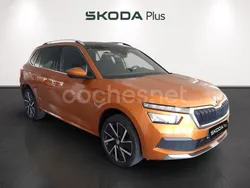 Naranja Usado 2023 Skoda Kamiq Sport SUV | 21.900 € (Precio justo)