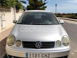 Gris / plata Usado 2003 VW Polo Highline Berlina | 3500 € (Precio justo)