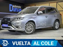 Gris / plata Usado 2020 Mitsubishi Outlander P-HEV SUV | 22.990 € (Precio justo)