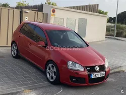 Rojo Usado 2006 VW Golf V GTI Berlina | 7500 € (Buen precio)