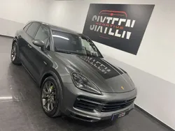 Gris / plata Usado 2021 Porsche Cayenne SUV | 99.400 €