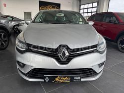 Gris / plata Usado 2021 Renault Clio V Zen Berlina | 13.500 € (Precio justo)