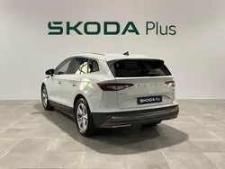 Blanco Usado 2023 Skoda Enyaq iV SUV | 36.990 € (Precio justo)
