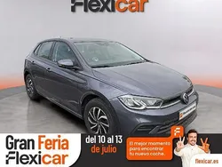 Gris / plata Usado 2024 VW Polo Life Berlina | 18.990 € (Precio justo)