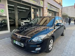 Negro Usado 2010 Hyundai i30 Comfort Berlina | 5995 € (Precio justo)