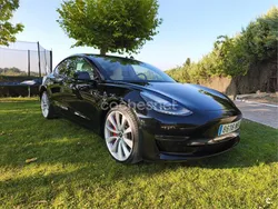 Eléctrico Usado 2019 Tesla Model 3 Performance Berlina | 25.900 € (Caro)