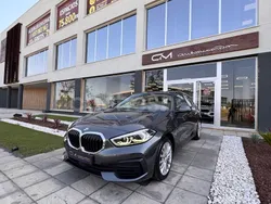 Gris / plata Usado 2021 BMW 116 Sport Line Utilitario | 21.490 € (Precio justo)