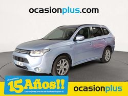 Azul Usado 2015 Mitsubishi Outlander P-HEV Motion SUV | 16.190 € (Un poco caro)
