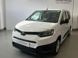 Blanco Usado 2022 Toyota Verso City Monovolumen | 19.990 € (Buen precio)