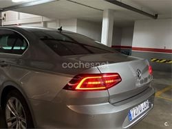 Gris / plata Usado 2015 VW Passat Sport Berlina | 18.000 € (Caro)