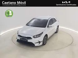 Blanco Usado 2024 Kia Ceed Utilitario | 18.990 € (Precio justo)