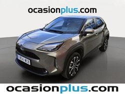 Marrón Usado 2022 Toyota Yaris Hybrid Active SUV | 22.173 € (Caro)