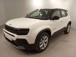 Blanco Nuevo 2024 Jeep Avenger Altitude SUV | 23.950 € (Precio justo)