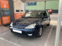 Azul Usado 2003 Ford Focus Trend Berlina | 2900 € (Un poco caro)