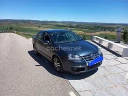 Azul Usado 2009 VW Jetta Highline Berlina | 4900 € (Precio justo)
