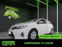 Blanco Usado 2015 Toyota Auris Business Edition Berlina | 12.500 € (Precio justo)