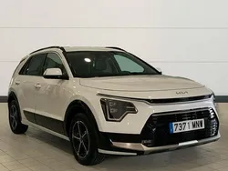 Blanco Usado 2024 Kia Niro SUV | 29.000 € (Caro)