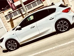Blanco Usado 2018 Ford Focus ST-Line Berlina | 19.000 € (Precio justo)