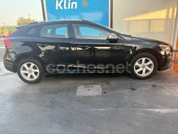 Negro Usado 2015 Volvo V40 CC Momentum Familiar | 14.500 € (Un poco caro)